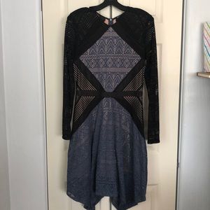 Knit handkerchief hem lace dress